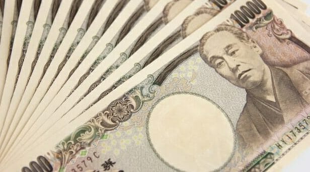 時給3000円 バイト 女性 日払